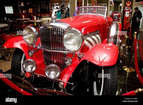 Volo Auto Museum classic car Stock Photo - Alamy