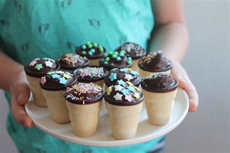 Ihr könnt natürlich unter den kuchen auch noch ein eis füllen! Waffelkuchen, Mini Kuchen in der Waffel, Kindermuffins