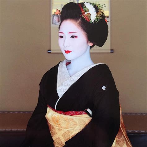 kimono mom on her journey to becoming a geisha her struggles through divorce and depression