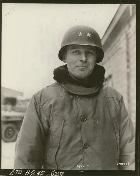 Major General Maxwell Taylor Cg 101st Airborne Bastogne 5 January