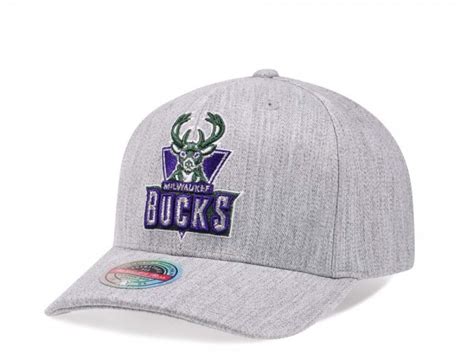 #fearthedeer @bucksinsix @bucksproshop subscribe to our youtube for more access bit.ly/bucksytsub. Mitchell & Ness Milwaukee Bucks Heather Red Line Flex ...