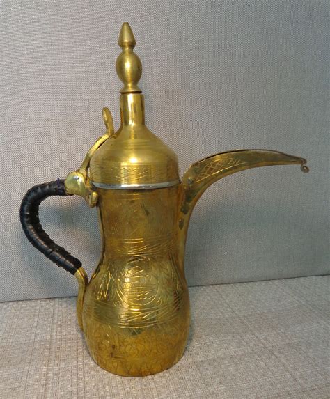 Vintage Middle East Turkish Ornate Dallah Brass Tea Coffee Pots