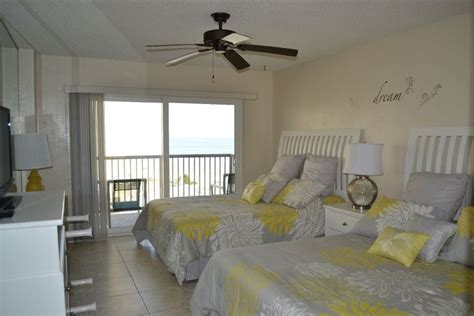 Popcorn ceilings were a popular design trend during the 1960s and 70s but look dated compared to today's clean, modern décor. Redoing a popcorn ceiling in a beach condo | Hometalk
