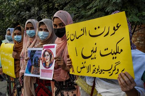 پاکستان میں روزانہ 11 خواتین، 8 بچے جنسی زیادتی کا شکار بنتے ہیں زمینی حقائق