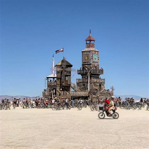 Do Usijanja Fantasti Ni Momenti Festivala Burning Man Foto