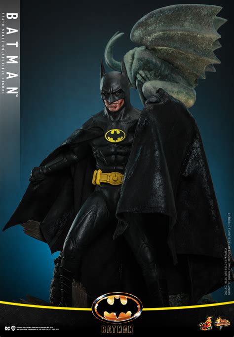 Hot Toys Batman 1989 Batman 1 6 Scale Figure Michael Keaton Kapow Toys