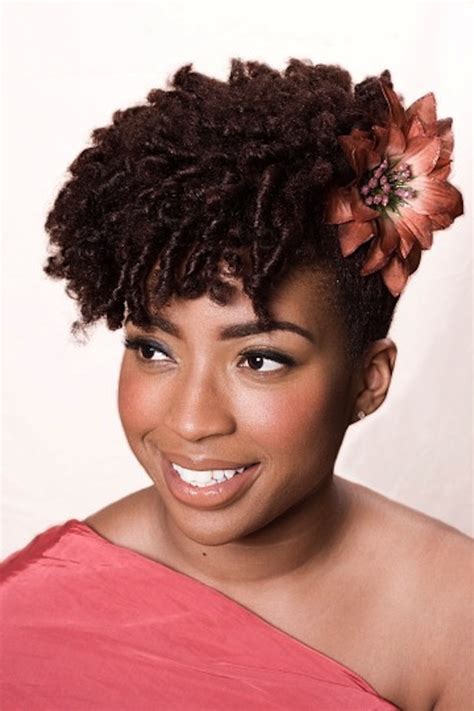 Changing your wedding hairstyle can be quicker and easier than you'd expect, as long as you keep your stylist in the loop and have a friend on just because you want a fresh look for your wedding reception doesn't mean you have to purchase a second dress … or settle for simply removing your. 21 Natural Hair Styles for Your Wedding Day! |Munaluchi Bride