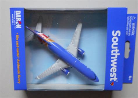 Southwest Airlines Miniature Airplane 5 Wingspan Daron Toys Diecast