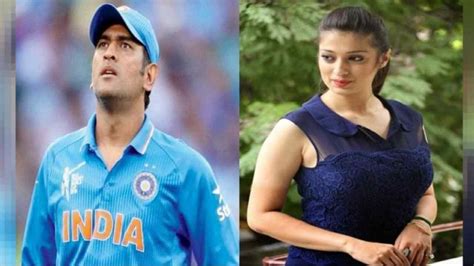 खूबसूरती में सबको मात देती है Ms Dhoni की Ex Girlfriend Raai Laxmi धोनी से करती है इसलिए नफरत