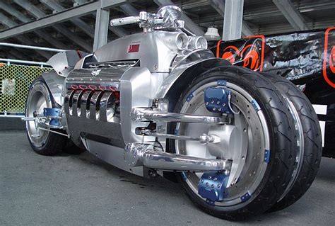 The Dodge Tomahawk 2003 Is The Fastest Non Rocket Propelled Motorcycle