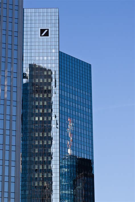 Das zeigt eine repräsentative umfrage von dz bank und dem bundesverband der deutschen volksbanken und. Deutsche Bank 1 | Zentrale der Deutschen Bank, Frankfurt ...