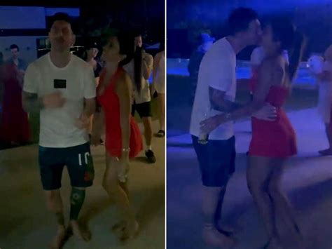 Lionel Mesi i Antonela Rokuzo plešu i ljube se | Sport | Fudbal