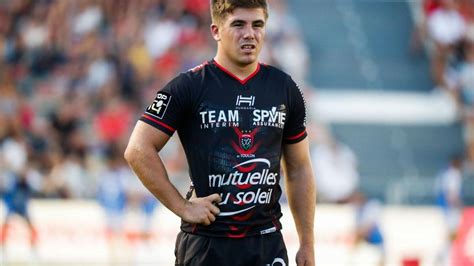 Rugby top 14 is a perfect sample of how a logo turns up to be a clear distinctive of its brand. Rugby | Rugby - Top 14 : Cette pépite du RC Toulon fait ...