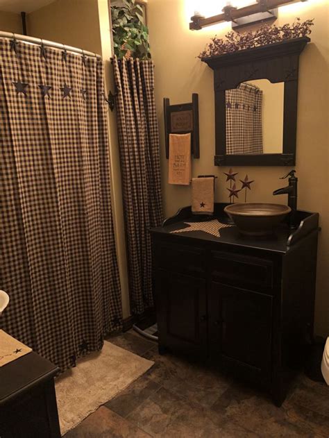 The louis xvi console is by tara shaw antiques. Primitive Bathroom Decor 2021 in 2020 | Primitive bathroom ...
