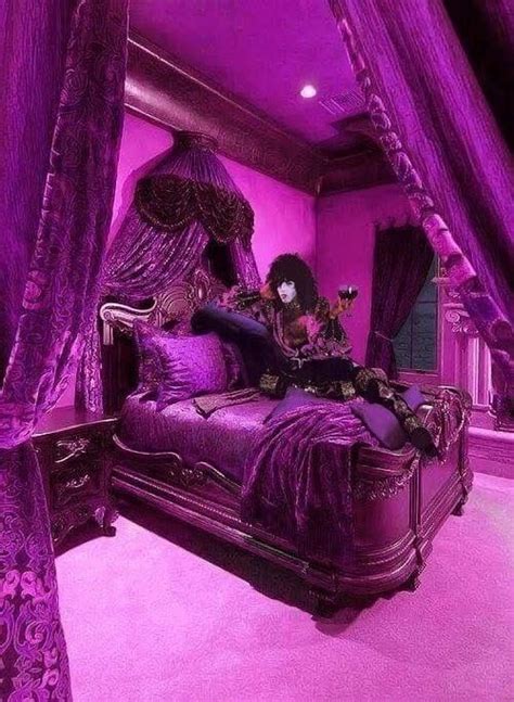 Pin By Franciscobotello On Kiss 1979 Shoots And Appearances Gothic Bedroom Purple Bedroom
