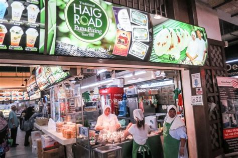It is formed when two or more cases have onset within 14 days and are located within 150m of each other (based on residential and workplace addresses). Good Food at Geylang Serai Market & Food Centre