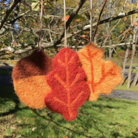 Needle Felted Fall Acorn And Leaf Ornaments Needle Felted Etsy