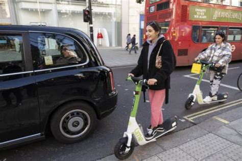 Citing Fires Londons Transport Agency Bans E Scooters On Public Transit Network