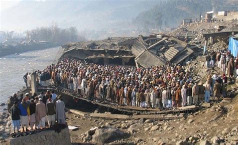 The magnitude of their intensity varies place from place. kashmir-earthquake-770x470.jpg 770×470 pixels | Earthquake ...