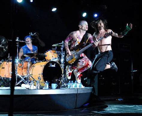 Red Hot Chili Peppers Por Tercera Vez En Chile Saborizante