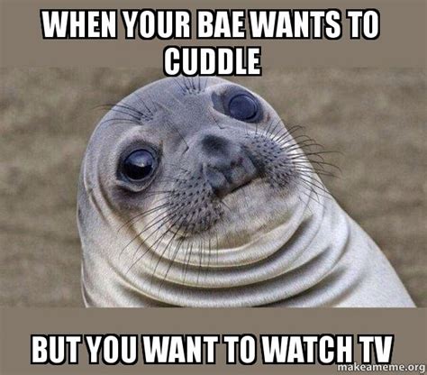 25 Cutest Cuddle Memes