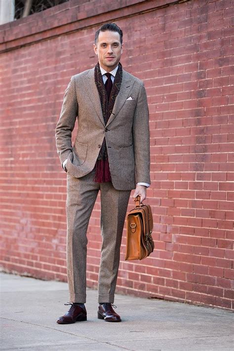 Unfortunately, it's a stylish piece that is a bit tricky to wear. Guys Outfits with Scarves - 26 Ways to Wear a Scarf for Men