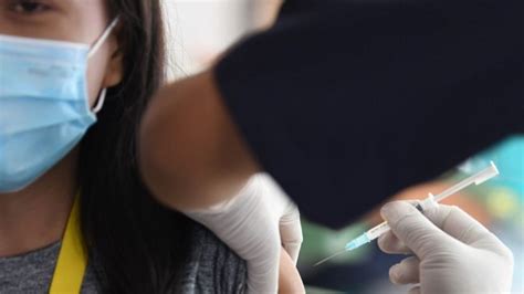 Vaksinasi Covid 19 Sejumlah Nakes Terabaikan Akibat Kesenjangan