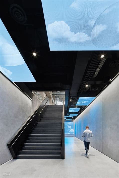 10 best 8 inch ceiling speakers of april 2021. Nike Ups Its Street Cred in NYC With a New Office by ...