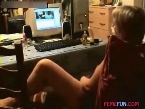 A Slut Wife Who Doesnt Want To Have Sex With Her Hubby Wife Watching Porn And Masturbating