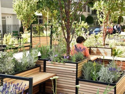 As a member, you will receive at least two printed newsletters and regular email updates each year. Hammersmith Grove 'Parklets' Win Top Prize at Healthy ...