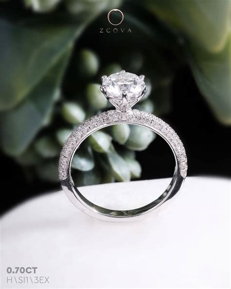 Pavé Diamond Engagement Rings Best Designs Settings Zcova