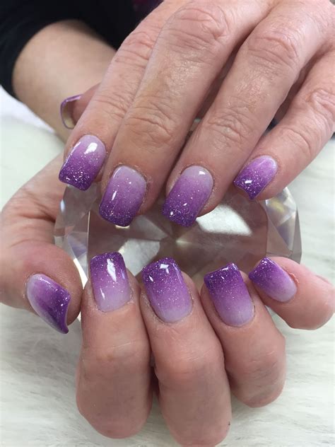 Awesome Purple Ombré Nails But More Sparkle And Pop Maybe Some Gems Purple Ombre Nails