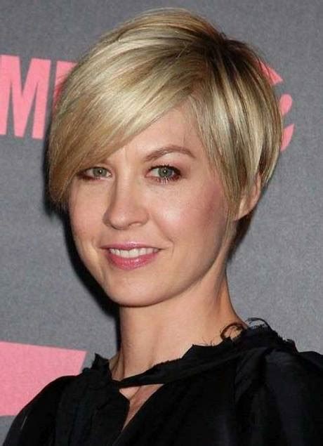 Short Hairstyles For Thin Straight Hair
