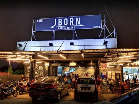 Container café kalau anda dah bosan dengan kedai kopi orang putih, apa kata anda layan kopi vietnam, brownies, latte milik orang kita pula. 20 Tempat Makan Menarik Di Johor Bahru | Sajian Paling ...