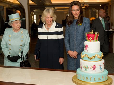 Queen Camilla And Kates Royal Outing Photo 21 Cbs News
