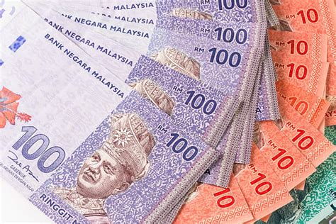 After arriving in malaysia, job one is to change your money to the local currency, the malaysian ringgit, which means jagged, and comes from the serrated edges of the. Ringgit dibuka tidak berubah - #ForexKini - Informasi ...