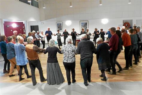 Locronan Danse Bretonne Reprise Des Cours Pour Danserien Bro Lokorn