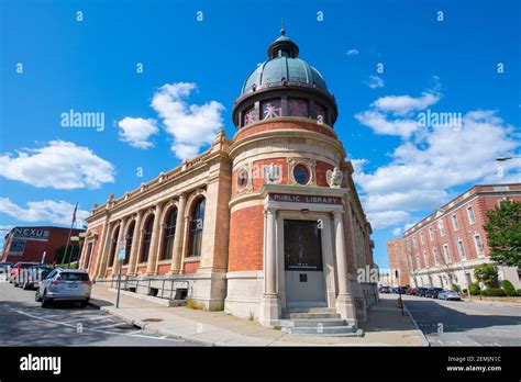 Historic downtown pawtucket ri hi-res stock photography and images - Alamy