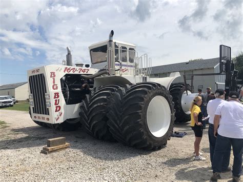 Worlds Largest Tractor Big Bud Leaving Iowa