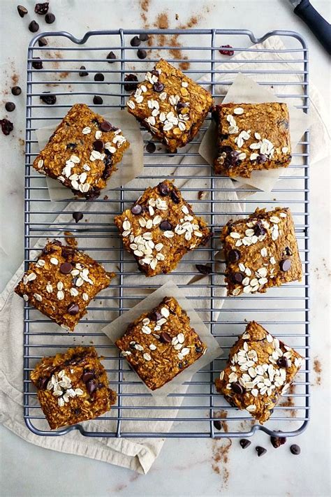 Heat oven to 350ºf (325ºf for glass dish). Chocolate Cherry Pumpkin Oatmeal Bars | Recipe | Pumpkin ...