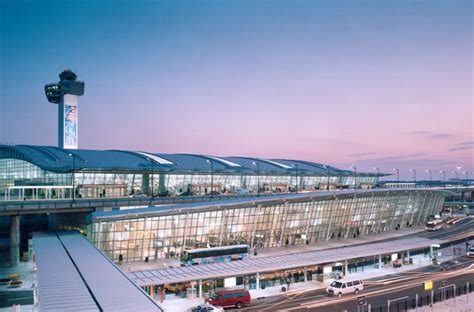 Jfk International Arrivals Building Terminal 4 International Airport