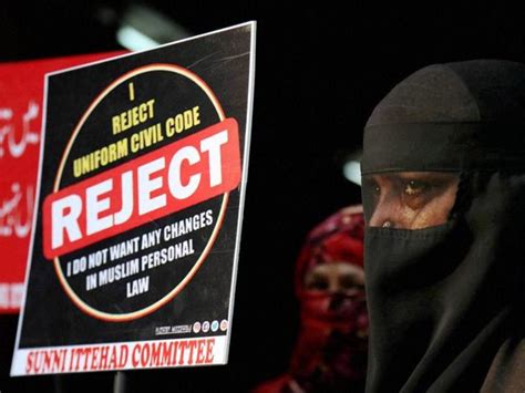 For Or Against Triple Talaq Signature War Erupts In Muslim Community Latest News India