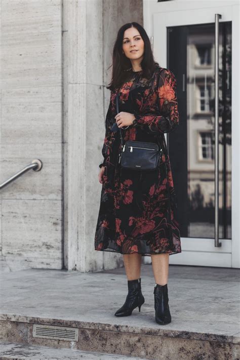 Zara mädchen falten fest kleid lachs gr.110. Zara kleider herbst 2017 - Stylische Kleider für jeden tag