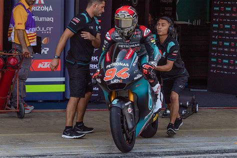 Having made his debut in the category in 2020 with two wildcard appearances on yamaha. Le pénible retour de Jonas Folger - GP Inside