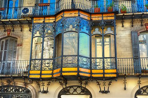 Simple Science: How to Make a Volcano with Kids