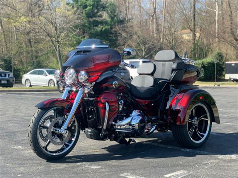2022 Harley Davidson Cvo Tri Glide Dantes Red Fade For Sale In