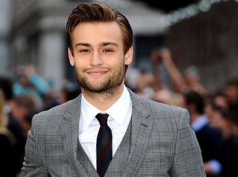 Who Is Douglas Booth Find Out Now Cause Hes About To Be Huge