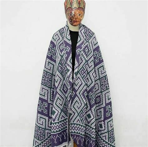 Tenunjepara.com adalah pusat tenun jepara online dengan harga jual murah & motif terbaru. Jual Kain Tenun Ikat Blanket Handmade Troso Motif Toraja - Kab. Jepara - ISTANA TENUN JEPARA ...