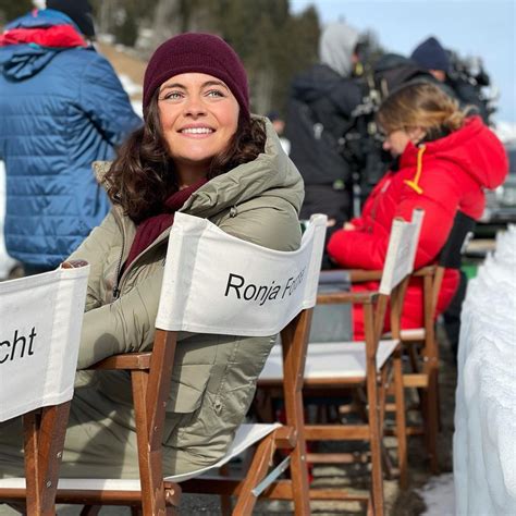 Ronja Forcher On Instagram Mein Gesicht Wenn Wieder Bergdoktor