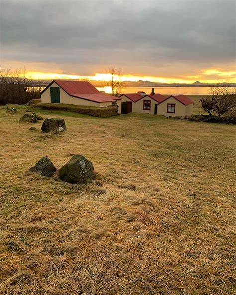 Garðabær Iceland Sunset Iphonexr Photo Instagram Sunset